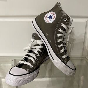 Unisex hi top converse